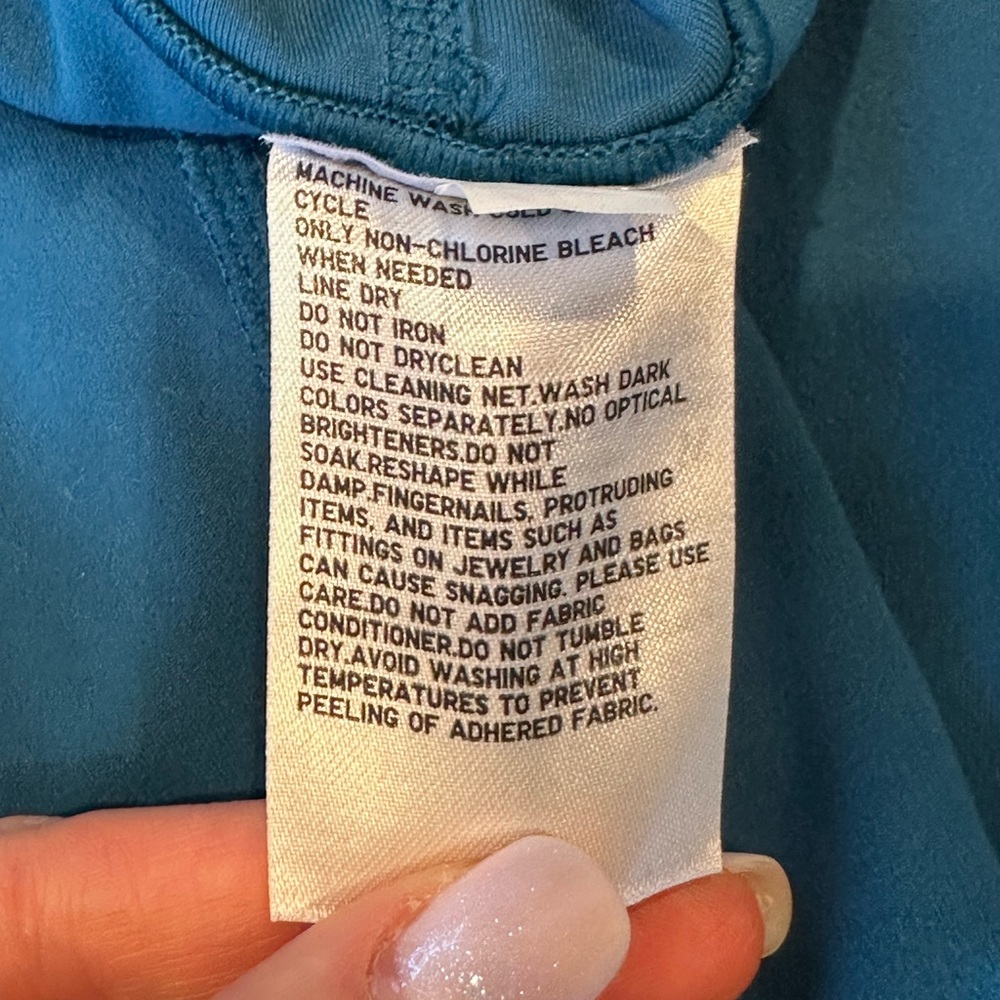 Uniqlo AIRism High Rise Capri Leggings Medium - Blue with pockets - Picture 10 of 11